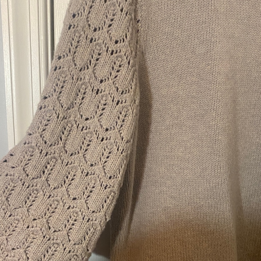 Crochet-Sleeve plus size 2X Crewneck Sweater in Gray merino wool cotton- unique!